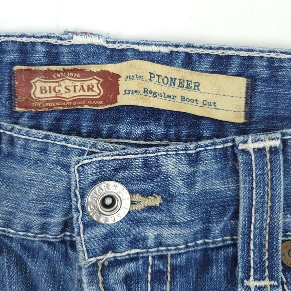 Big Star Men Pioneer Jeans Regular Boot Cut 33x32 Distressed Ripped Cotton Denim - Picture 3 of 15